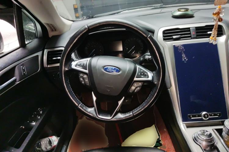 Used Ford Mondeo 2020 EcoBoost 180 Stylish Model Steering Wheel