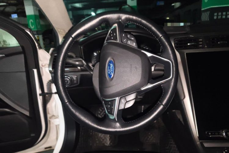 Used Ford Mondeo 2020 EcoBoost 180 Stylish Model Steering Wheel