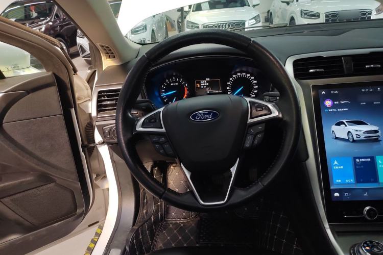 Used Ford Mondeo 2020 EcoBoost 180 Stylish Model Steering Wheel