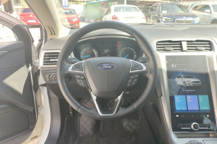 Used Ford Mondeo 2020 EcoBoost 180 Stylish Model Steering Wheel