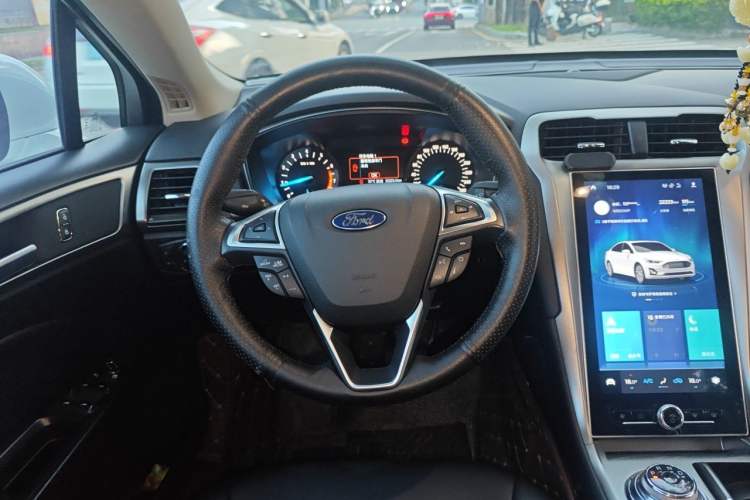Used Ford Mondeo 2020 EcoBoost 180 Stylish Model Steering Wheel
