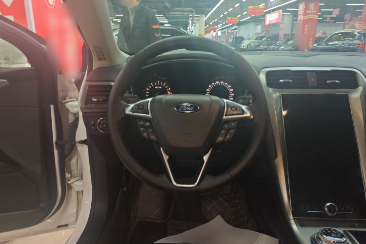 Used Ford Mondeo 2020 EcoBoost 200 Stylish Model Steering Wheel