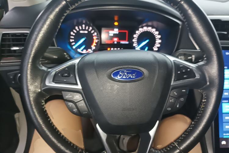 Used Ford Mondeo 2020 EcoBoost 180 Stylish Model Steering Wheel