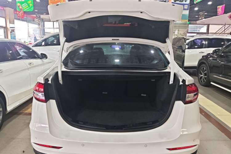 Used Ford Mondeo 2020 EcoBoost 200 Stylish Model Trunk