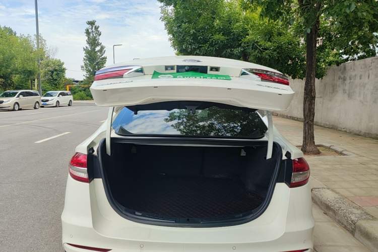 Used Ford Mondeo 2020 EcoBoost 180 Stylish Model Trunk