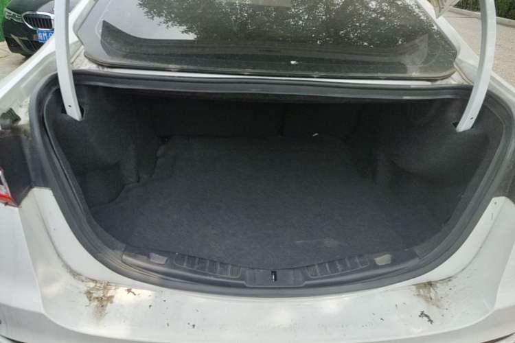 Used Ford Mondeo 2020 EcoBoost 200 Stylish Model Trunk
