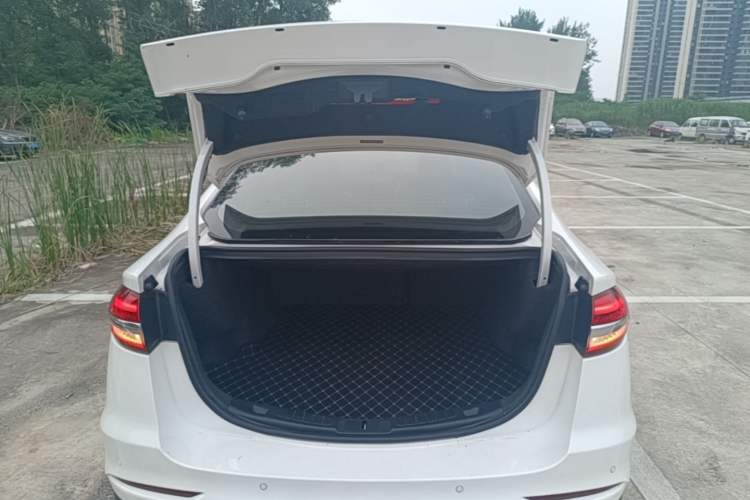 Used Ford Mondeo 2020 EcoBoost 200 Stylish Model Trunk
