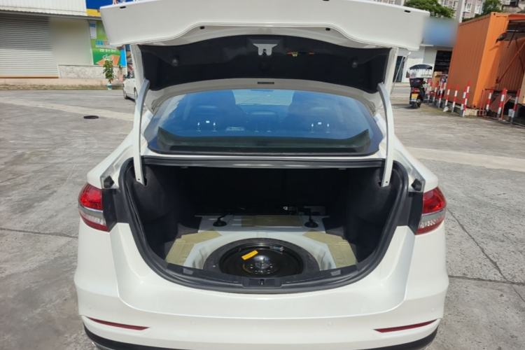Used Ford Mondeo 2020 EcoBoost 180 Stylish Model Trunk