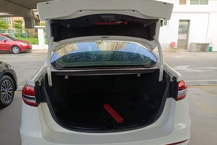 Used Ford Mondeo 2020 EcoBoost 180 Stylish Model Trunk