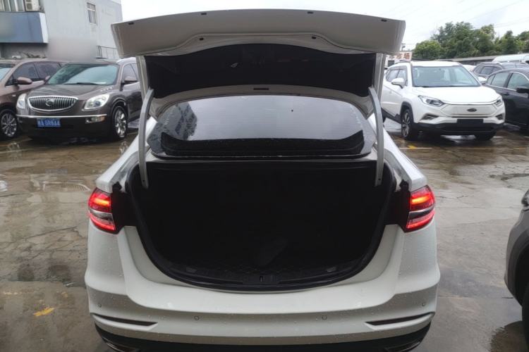 Used Ford Mondeo 2020 EcoBoost 200 Stylish Model Trunk