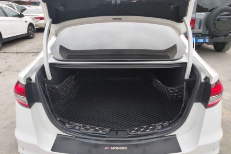 Used Ford Mondeo 2020 EcoBoost 180 Stylish Model Trunk
