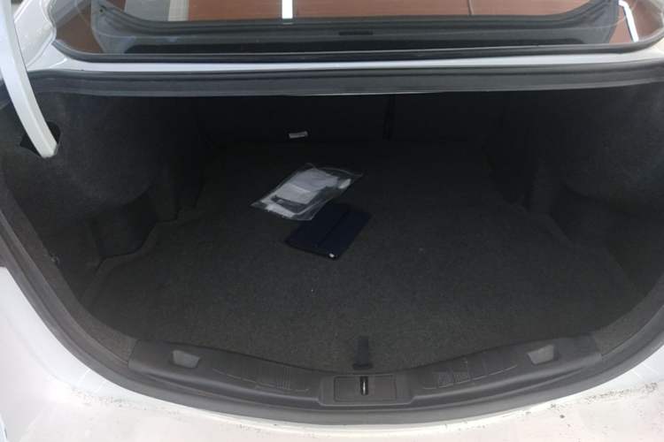 Used Ford Mondeo 2020 EcoBoost 180 Stylish Model Trunk