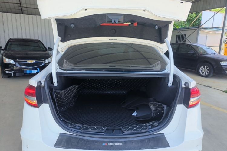 Used Ford Mondeo 2020 EcoBoost 180 Stylish Model Trunk