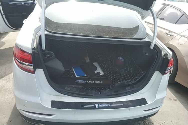 Used Ford Mondeo 2020 EcoBoost 180 Stylish Model Trunk