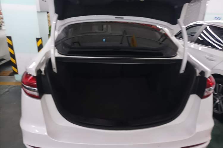 Used Ford Mondeo 2020 EcoBoost 180 Stylish Model Trunk