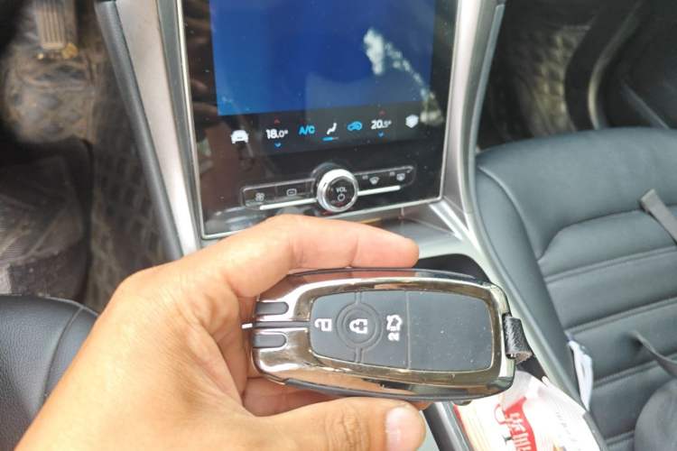 Used Ford Mondeo 2020 EcoBoost 180 Stylish Model Vehicle Key