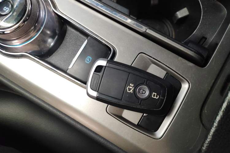 Used Ford Mondeo 2020 EcoBoost 180 Stylish Model Vehicle Key