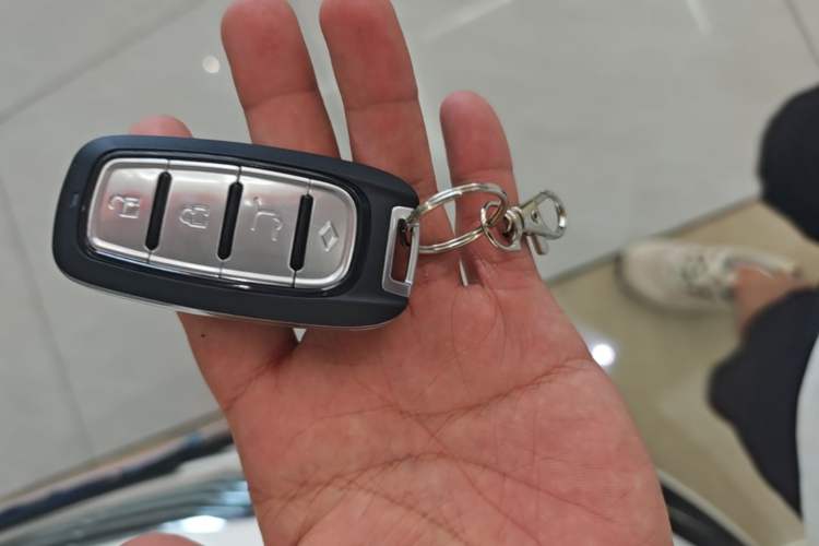 Used Ford Mondeo 2020 EcoBoost 180 Stylish Model Vehicle Key