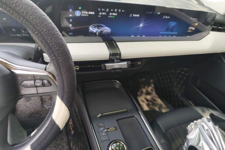 Used Ford Mondeo 2022 Restyled EcoBoost 245 Luxury Version Audio And AC Panel