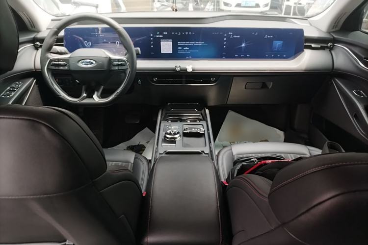 Used Ford Mondeo 2022 Restyled EcoBoost 245 Luxury Version Center Console