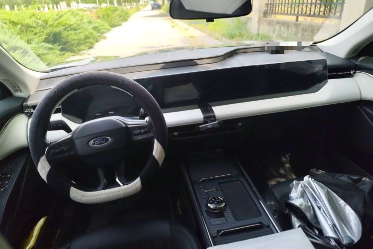 Used Ford Mondeo 2022 Restyled EcoBoost 245 Luxury Version Center Console