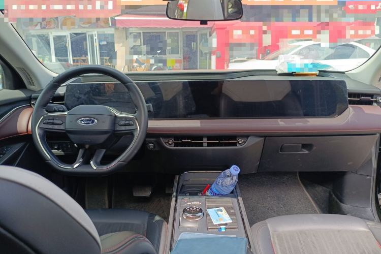 Used Ford Mondeo 2022 EcoBoost 245 Luxury Model Center Console