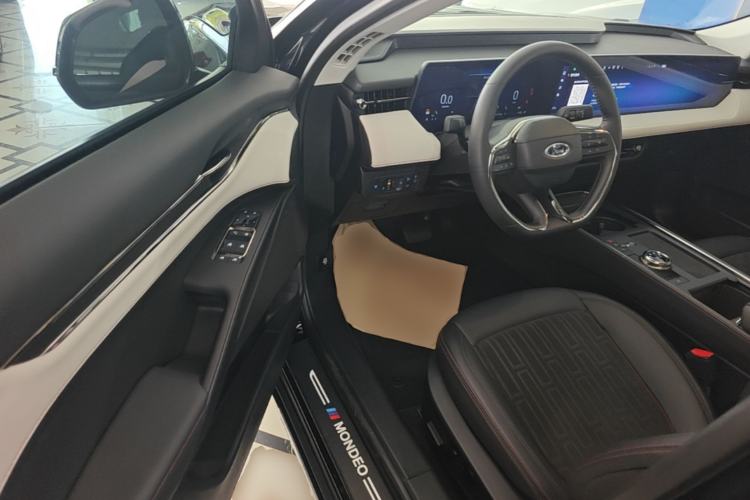 Used Ford Mondeo 2022 EcoBoost 245 Luxury Model Driver Seat