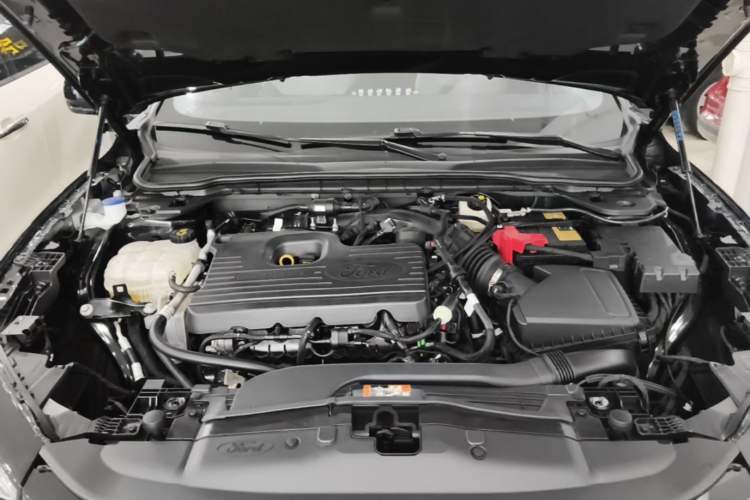 Used Ford Mondeo 2022 Restyled EcoBoost 245 Luxury Version Engine Bay