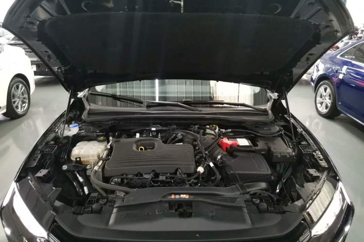 Used Ford Mondeo 2022 Restyled EcoBoost 245 Luxury Version Engine Bay