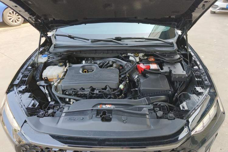 Used Ford Mondeo 2022 Facelift EcoBoost 245 ST-Line Engine Bay