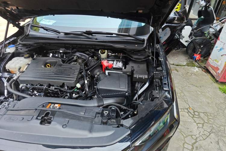 Used Ford Mondeo 2022 Restyled EcoBoost 245 Luxury Version Engine Bay Left
