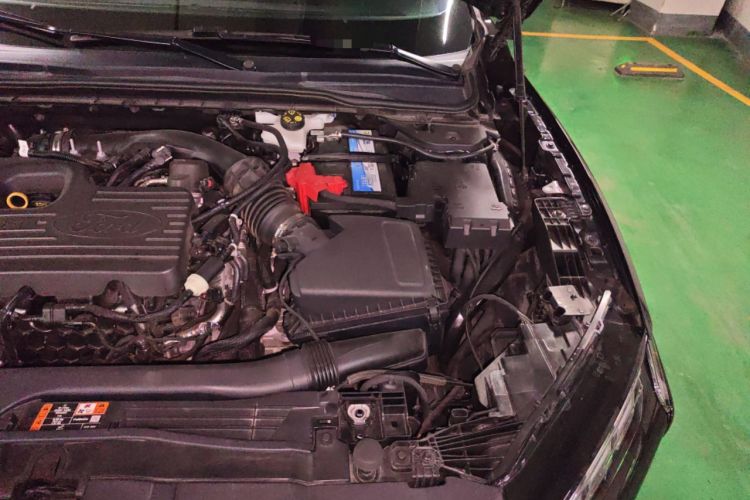 Used Ford Mondeo 2022 EcoBoost 245 Ultimate Model Engine Bay Left