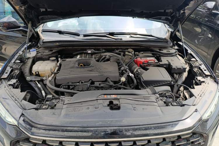 Used Ford Mondeo 2022 EcoBoost 245 Luxury Model Engine Bay