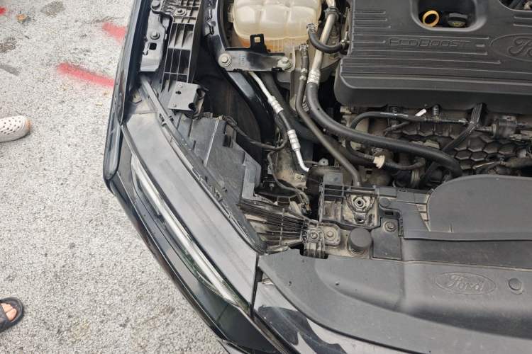 Used Ford Mondeo 2022 EcoBoost 245 Ultimate Model Engine Bay Right