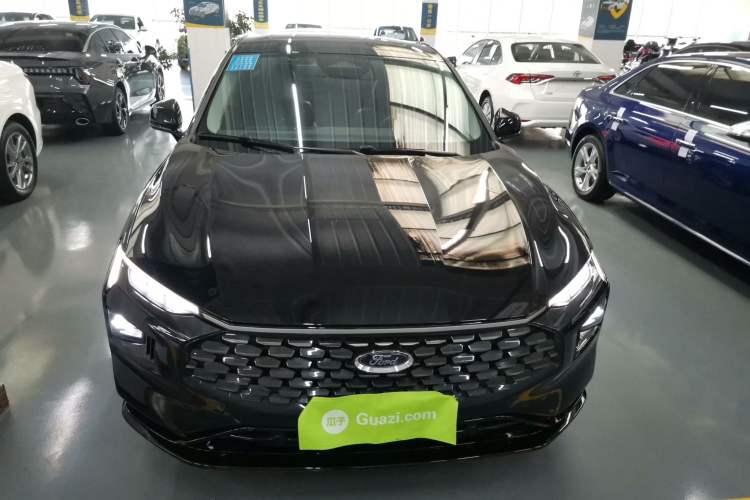 Used Ford Mondeo 2022 Restyled EcoBoost 245 Luxury Version Exterior 1