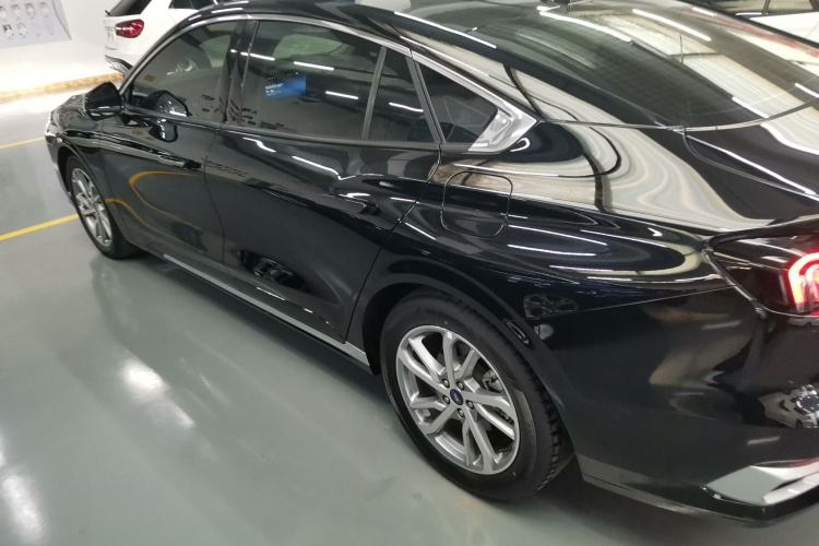 Used Ford Mondeo 2022 Restyled EcoBoost 245 Luxury Version Exterior 3