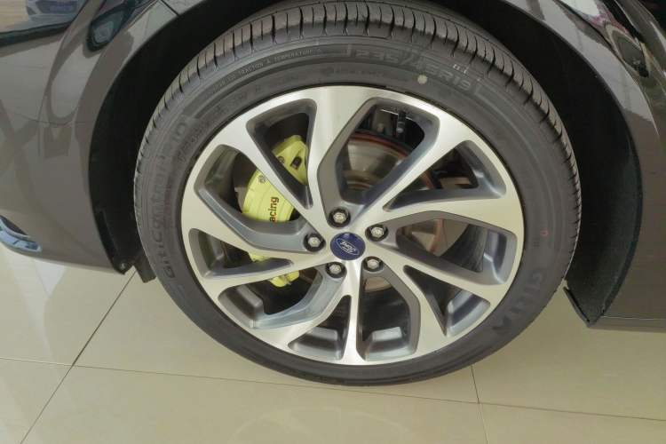 Used Ford Mondeo 2022 Facelifted EcoBoost 245 Ultimate Edition Exterior 4