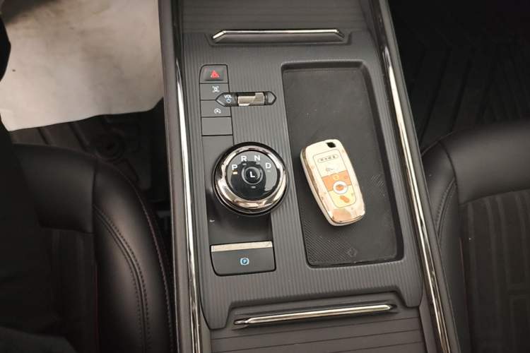 Used Ford Mondeo 2022 Restyled EcoBoost 245 Luxury Version Gear Lever