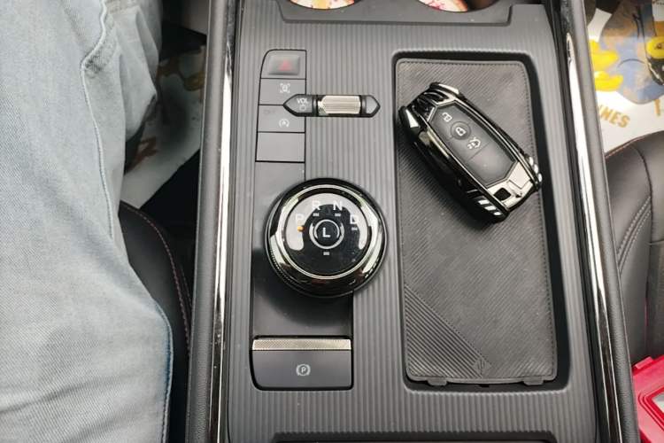 Used Ford Mondeo 2022 Restyled EcoBoost 245 Luxury Version Gear Lever