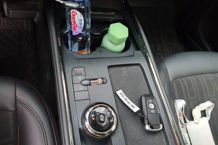 Used Ford Mondeo 2022 Restyled EcoBoost 245 Luxury Version Gear Lever