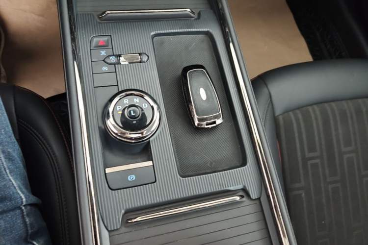 Used Ford Mondeo 2022 Restyled EcoBoost 245 Luxury Version Gear Lever