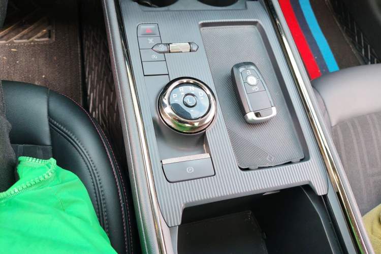 Used Ford Mondeo 2022 Restyled EcoBoost 245 Luxury Version Gear Lever
