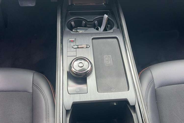 Used Ford Mondeo 2022 EcoBoost 245 Ultimate Model Gear Lever
