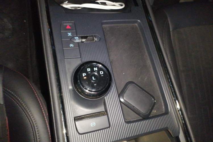 Used Ford Mondeo 2022 Restyled EcoBoost 245 Luxury Version Gear Lever