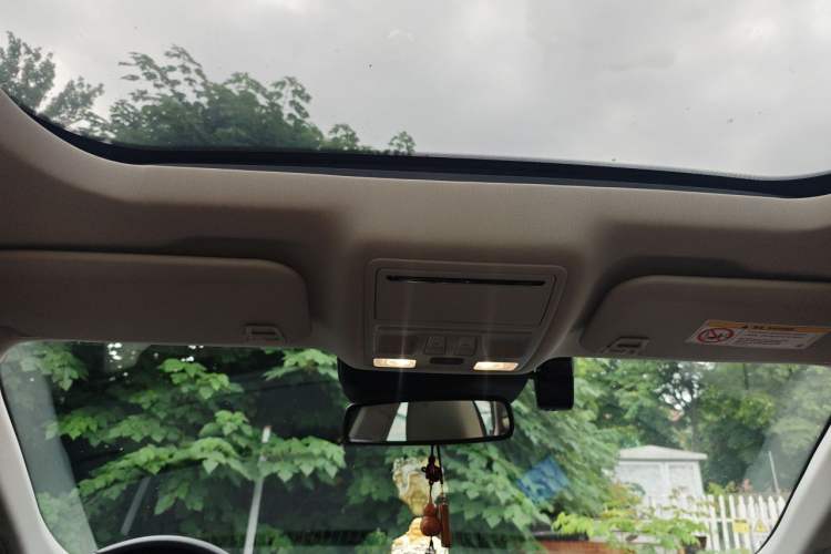 Used Ford Mondeo 2022 EcoBoost 245 Ultimate Model Headliner