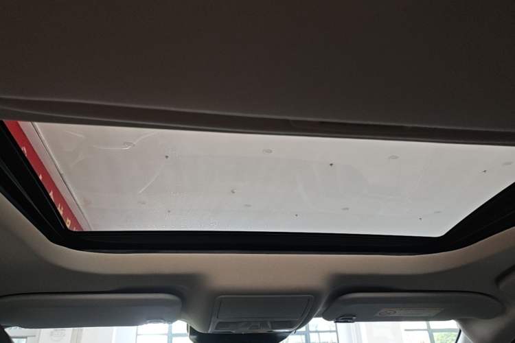 Used Ford Mondeo 2022 Restyled EcoBoost 245 Luxury Version Headliner