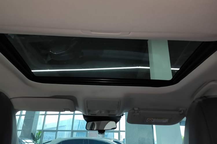Used Ford Mondeo 2022 Restyled EcoBoost 245 Luxury Version Headliner