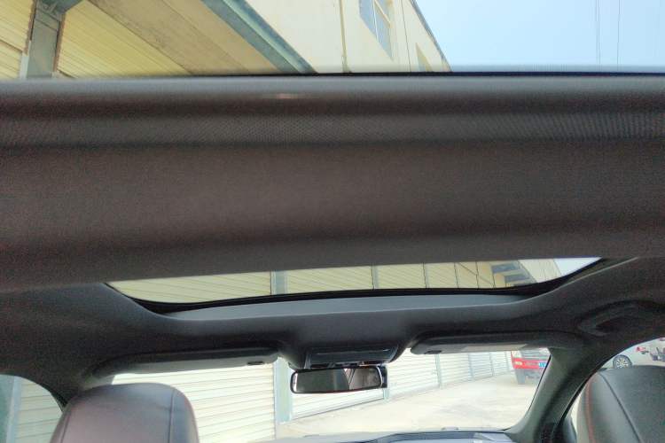 Used Ford Mondeo 2022 Facelift EcoBoost 245 ST-Line Headliner