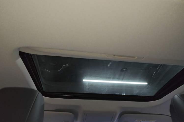 Used Ford Mondeo 2022 Restyled EcoBoost 245 Luxury Version Headliner