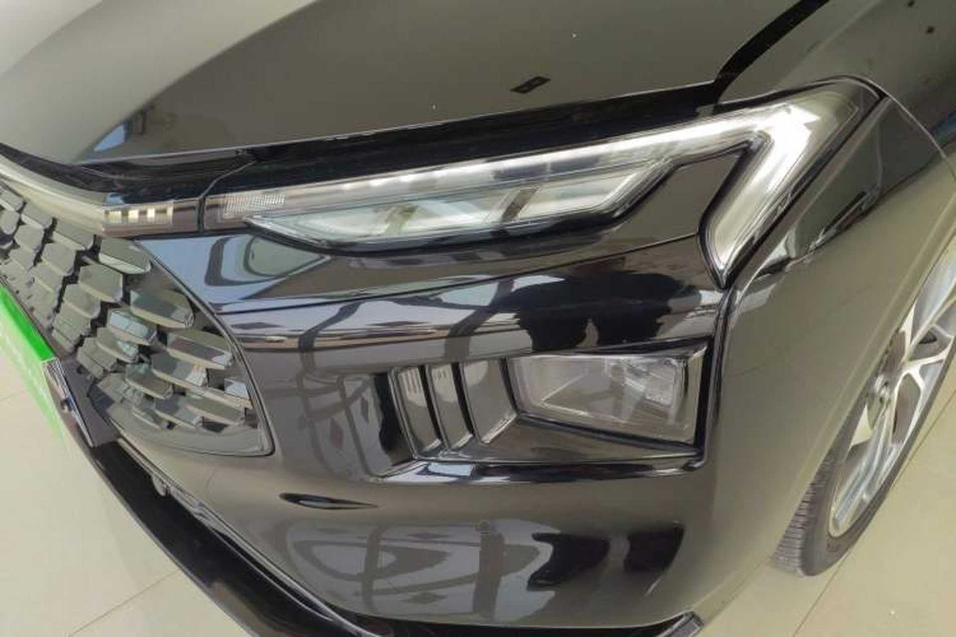 Used Ford Mondeo 2022 Facelifted EcoBoost 245 Ultimate Edition Left Front Headlight